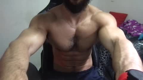 Snapshot of god_hunkules chatting on February 17, 4:15 pm god hunkules online show from February 17, 4:15 pm