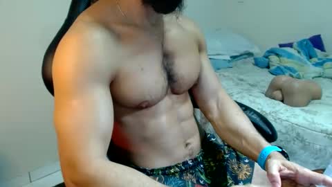 Snapshot of god_hunkules chatting on September 17, 6:09 pm god hunkules online show from September 17, 6:09 pm