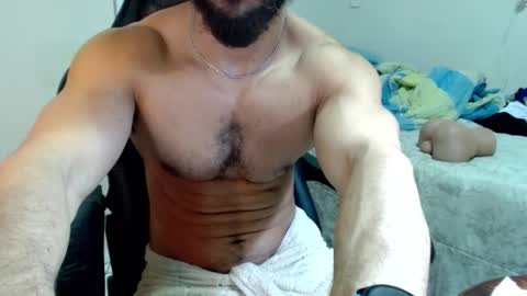 Snapshot of god_hunkules chatting on September 25, 4:21 pm god hunkules online show from September 25, 4:21 pm