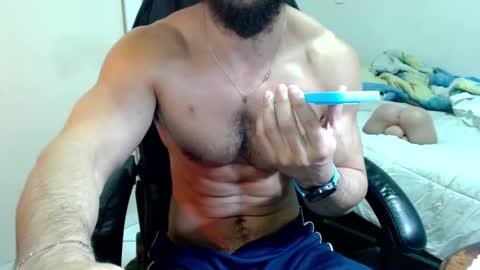 Snapshot of god_hunkules chatting on October 4, 3:32 pm god hunkules online show from October 4, 3:32 pm