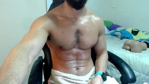 Snapshot of god_hunkules chatting on October 6, 4:15 pm god hunkules online show from October 6, 4:15 pm