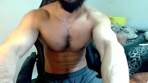 Snapshot of god_hunkules chatting on November 10, 5:34 pm god hunkules online show from November 10, 5:34 pm