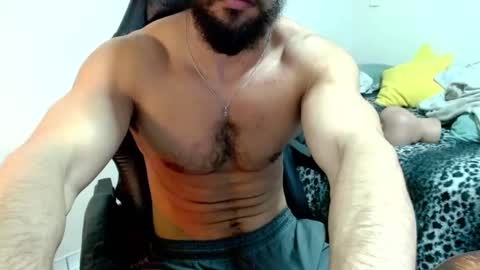 Snapshot of god_hunkules chatting on November 11, 4:29 pm god hunkules online show from November 11, 4:29 pm