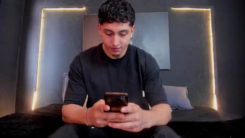 Snapshot of god_of_olympus1 chatting on December 7, 2:02 pm steven online show from December 7, 2:02 pm