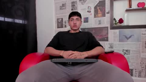 Snapshot of god_of_olympus1 chatting on February 16, 2:43 pm steven online show from February 16, 2:43 pm