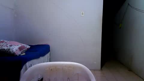 Snapshot of godboy969696 chatting on January 14, 3:01 am fuck me online show from January 14, 3:01 am