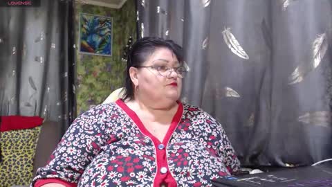 Goddess online show from January 19, 7:45 am