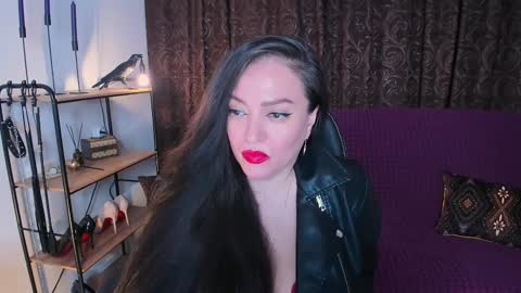 Snapshot of goddess__anna chatting on February 13, 5:44 pm GoddeSS ANNA online show from February 13, 5:44 pm