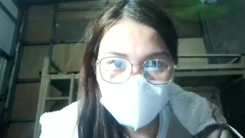 goddess_nyle online show from June 7, 1:59 pm