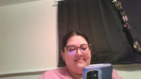 Snapshot of goddess_sereniity chatting on April 8, 12:54 am goddess_sereniity online show from April 8, 12:54 am