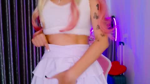 Katarina online show from February 7, 6:06 am