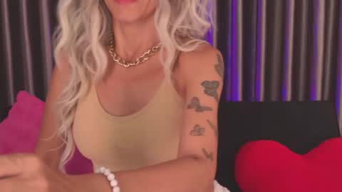 Katarina online show from April 12, 8:08 am