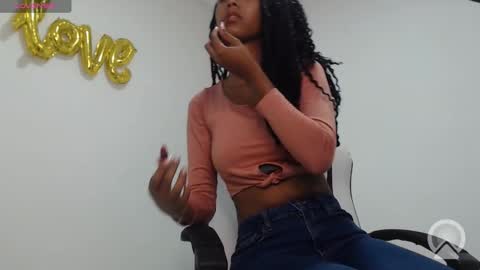 Snapshot of goddess_valen chatting on October 19, 4:51 pm goddess_valen online show from October 19, 4:51 pm