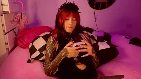 vee online show from February 28, 2:56 am