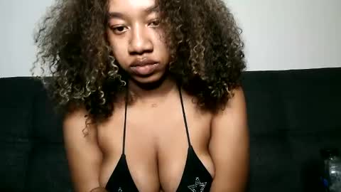 Goddess Daisy Sky online show from January 12, 3:49 am