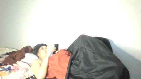 Snapshot of goddessdiiamond chatting on February 25, 4:33 am goddessdiiamond online show from February 25, 4:33 am