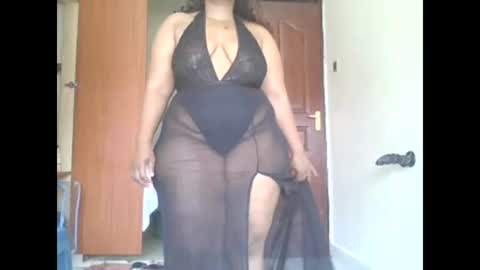 Snapshot of goddessebon chatting on January 5, 7:38 am shasha big online show from January 5, 7:38 am