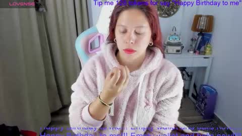 Snapshot of goddessjessica_roger chatting on September 15, 4:45 am Goddess Jessica and slave Roger online show from September 15, 4:45 am