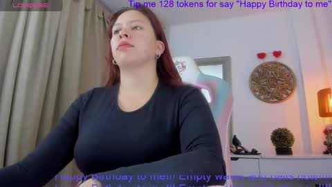 Snapshot of goddessjessica_roger chatting on September 26, 5:11 am Goddess Jessica and slave Roger online show from September 26, 5:11 am