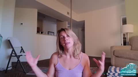 Laila Delight Goddess of Light online show from December 21, 5:20 pm