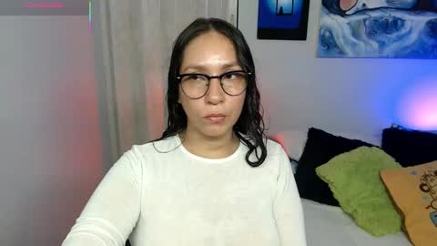 Naih Reyes online show from March 22, 2:59 am