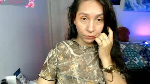  Naih Reyes online show from April 23, 4:46 am