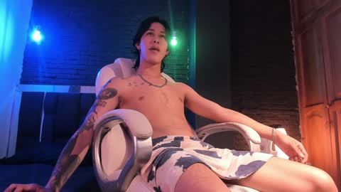 HUAN online show from December 19, 8:55 pm