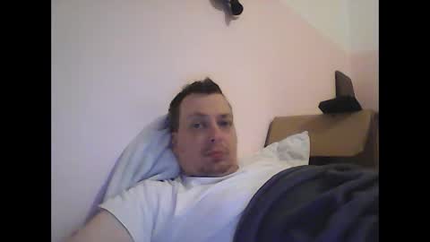 Snapshot of gohan8558 chatting on December 8, 9:30 pm gohan8558 online show from December 8, 9:30 pm