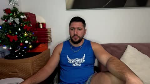 gold_alpha_boy online show from November 30, 8:24 pm