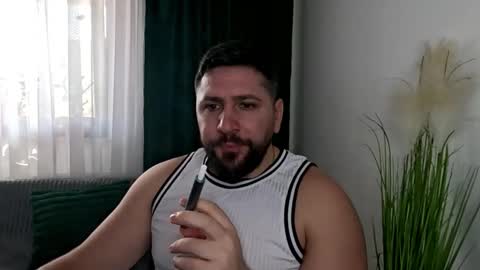 gold_alpha_boy online show from March 17, 12:19 pm