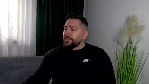 gold_alpha_boy online show from March 19, 12:09 pm