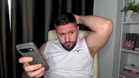 gold_alpha_boy online show from March 22, 3:26 pm