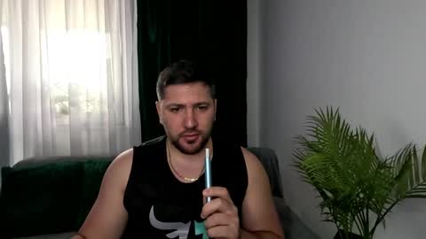 Snapshot of gold_alpha_boy chatting on May 20, 12:11 pm gold_alpha_boy online show from May 20, 12:11 pm