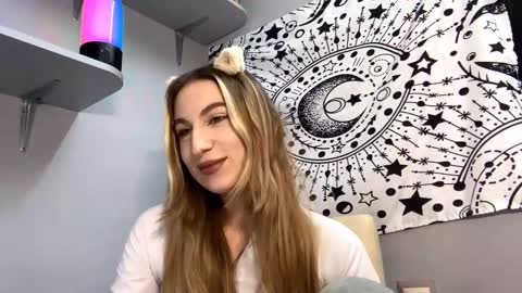 Gloria online show from December 18, 4:57 pm