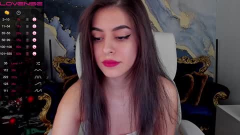 GoldBabyS online show from December 19, 2:35 pm