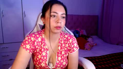 Snapshot of golden_gingerkitty chatting on January 9, 4:52 am golden_gingerkitty online show from January 9, 4:52 am