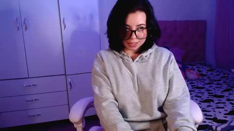 Snapshot of golden_gingerkitty chatting on March 1, 11:58 pm golden_gingerkitty online show from March 1, 11:58 pm