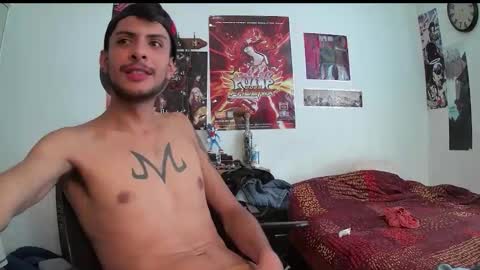 Snapshot of goldenflako chatting on March 4, 10:38 pm goldenflako online show from March 4, 10:38 pm