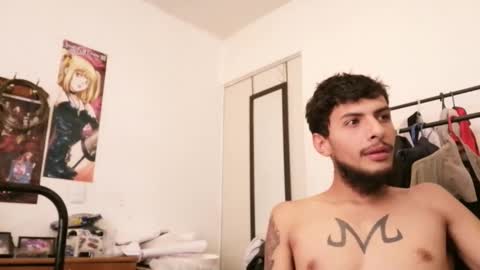 Snapshot of goldenflako chatting on December 17, 7:09 pm goldenflako online show from December 17, 7:09 pm