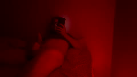 Snapshot of goldengun10 chatting on December 13, 1:12 pm goldengun10 online show from December 13, 1:12 pm