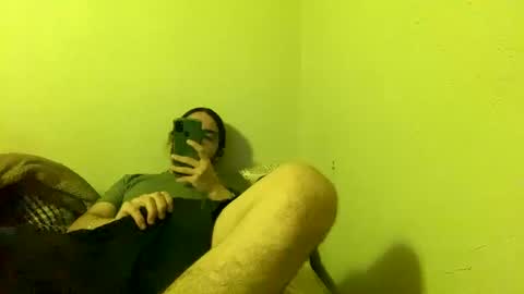 Snapshot of goldengun10 chatting on September 19, 8:27 am goldengun10 online show from September 19, 8:27 am