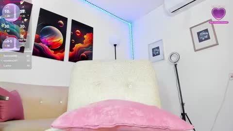 May smith online show from December 7, 9:50 am