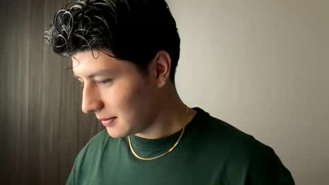 goldenknight33 online show from September 13, 3:23 pm