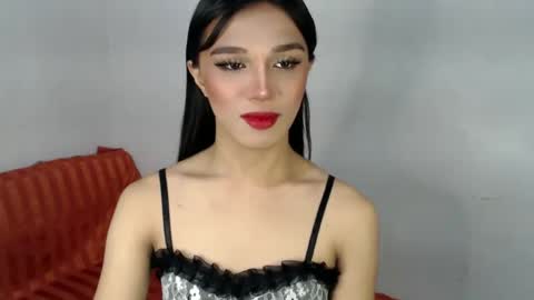 Lily is Gold online show from February 6, 11:04 pm