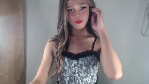 Lily is Gold online show from February 28, 11:45 pm