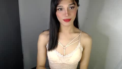 Lily is Gold online show from March 2, 11:09 pm