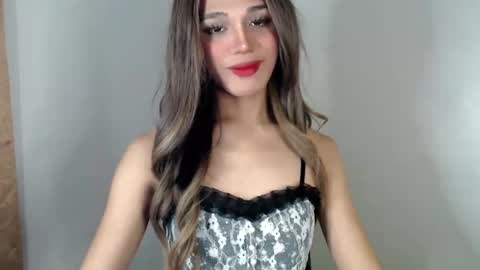 Lily is Gold online show from March 8, 12:55 am