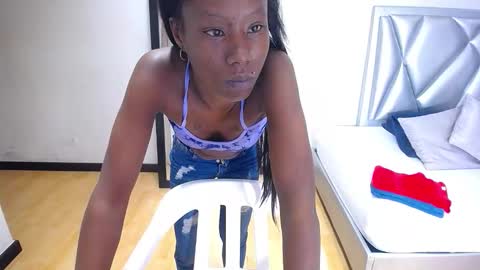 goldenn_ass1 online show from November 11, 3:28 am