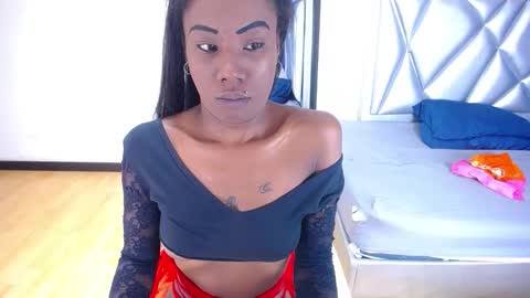 goldenn_ass1 online show from December 5, 4:32 am