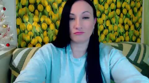 Snapshot of goldmoonn chatting on January 17, 6:54 pm goldmoonn online show from January 17, 6:54 pm